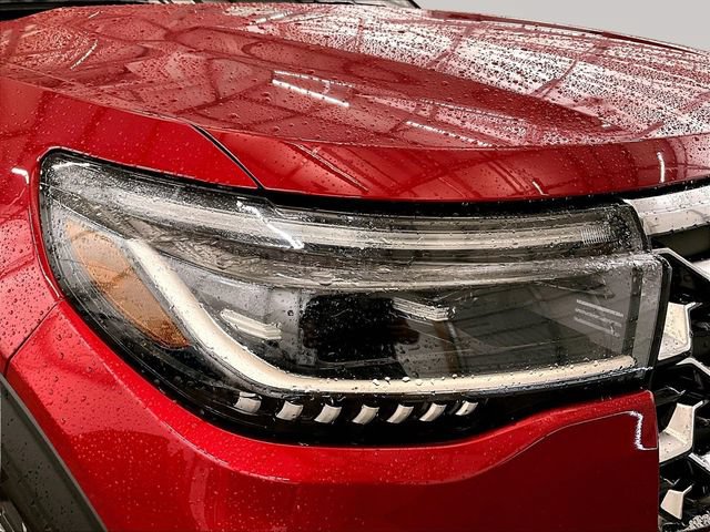 Used 2025 Ford Explorer Platinum w/ Ultimate Package AWD/4WD image 28