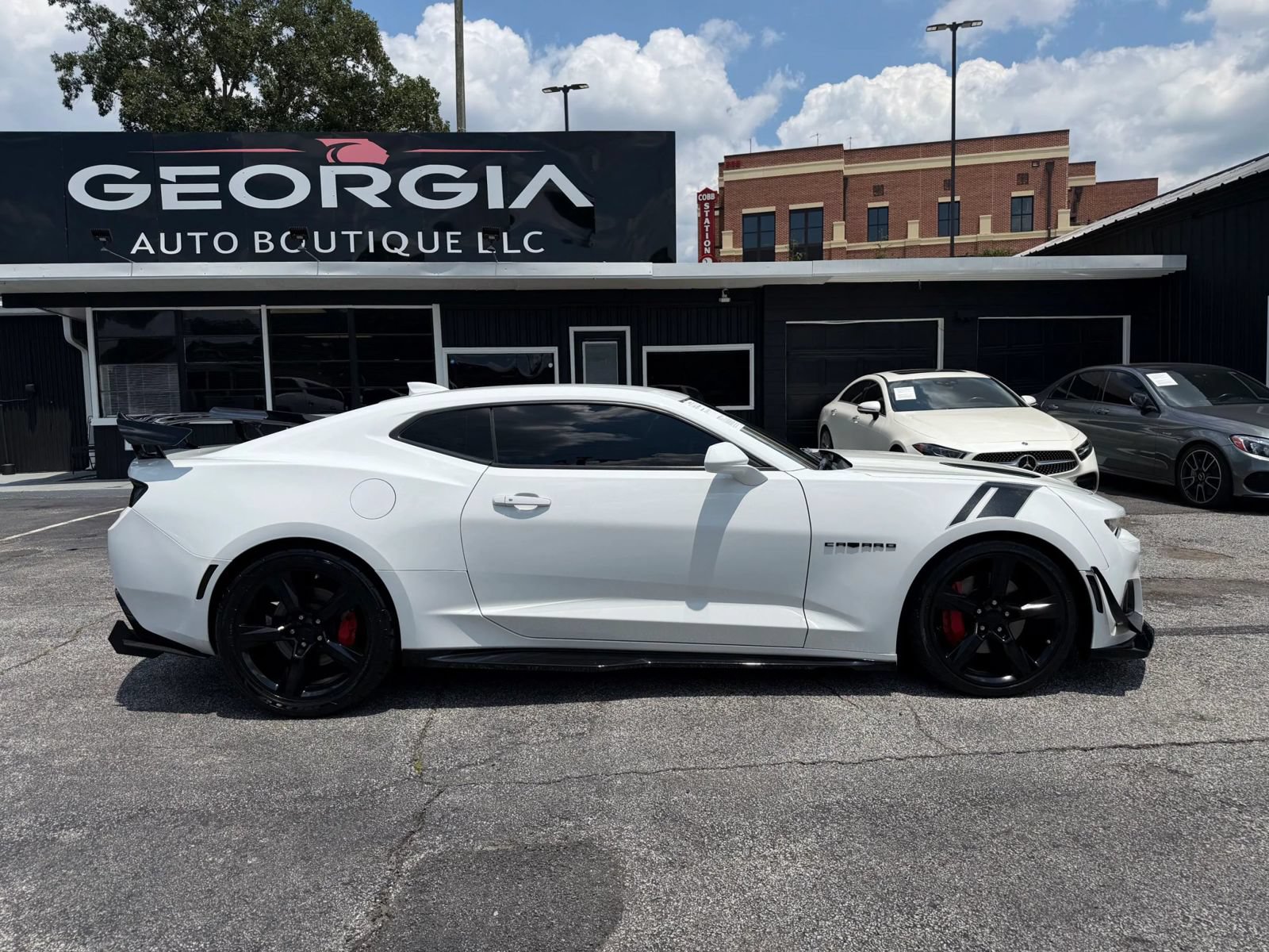 Used 2016 Chevrolet Camaro SS RWD image 6