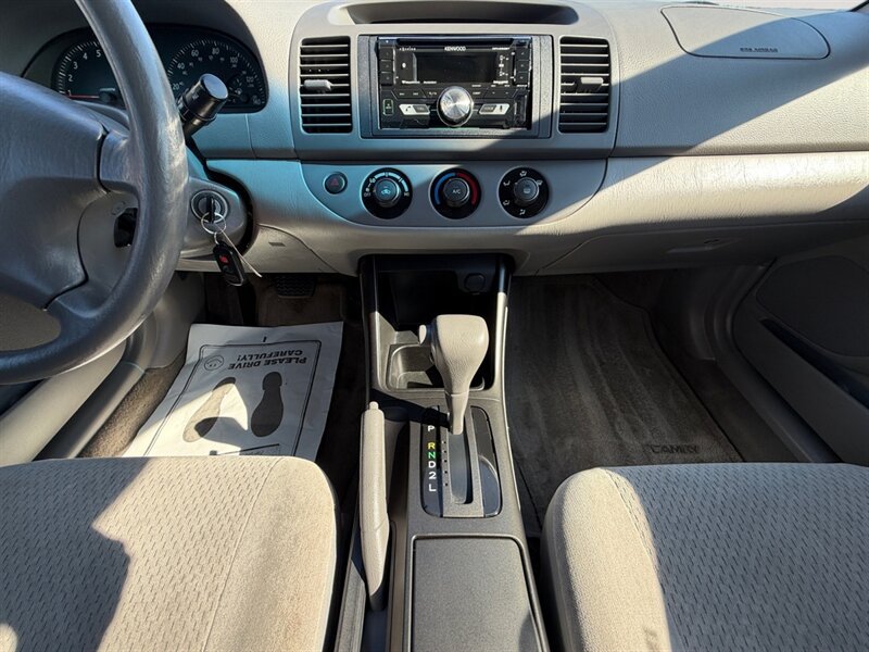 Used 2002 Toyota Camry LE FWD image 12