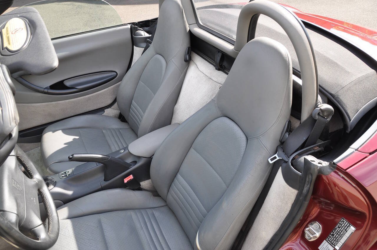 Used 1997 Porsche Boxster RWD image 30