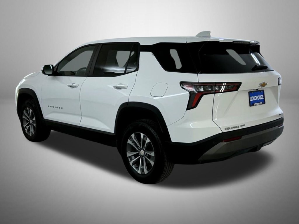 Certified 2026 Chevrolet Equinox LT AWD/4WD image 8