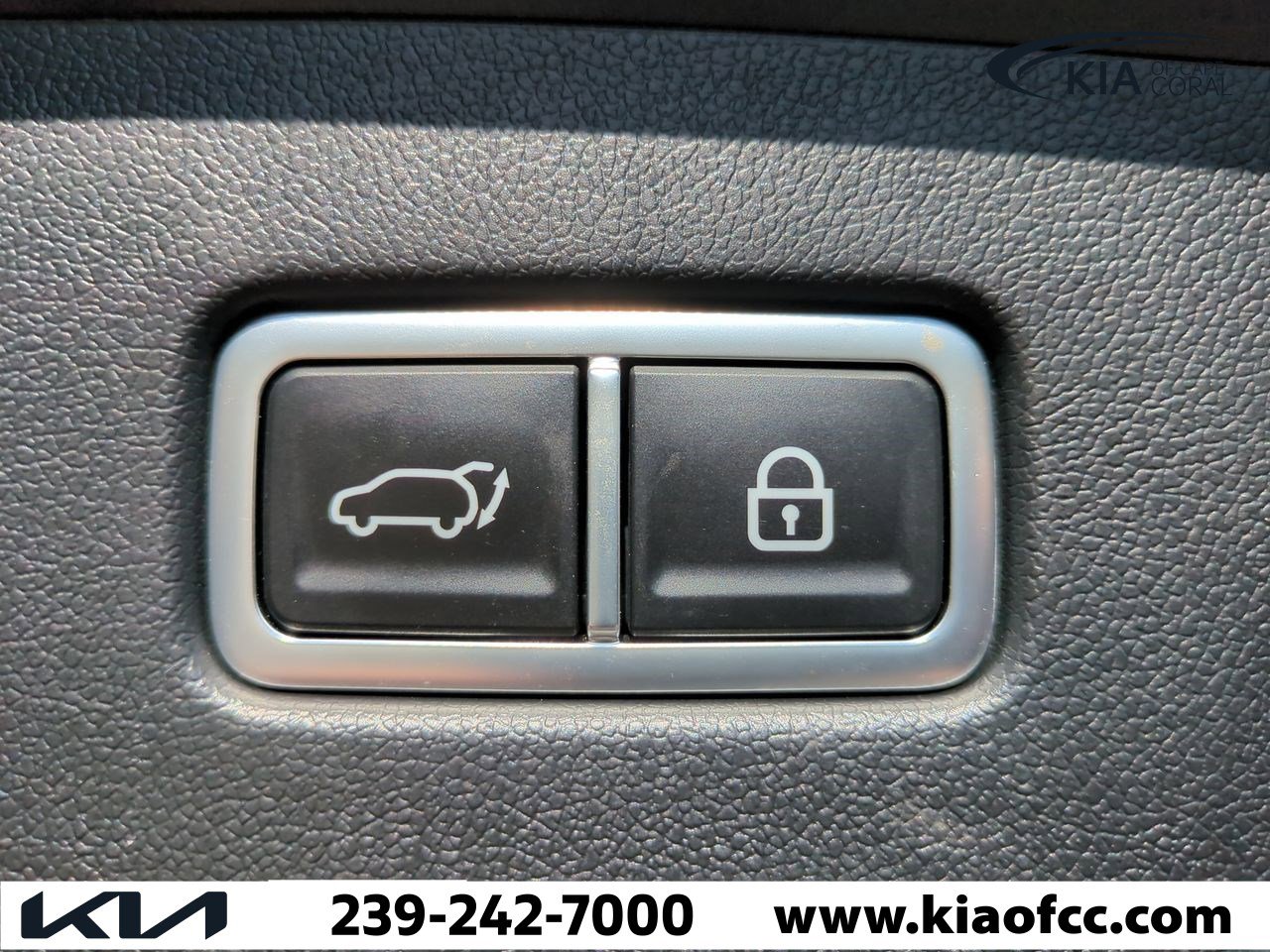 Certified 2023 Kia Sorento EX image 13