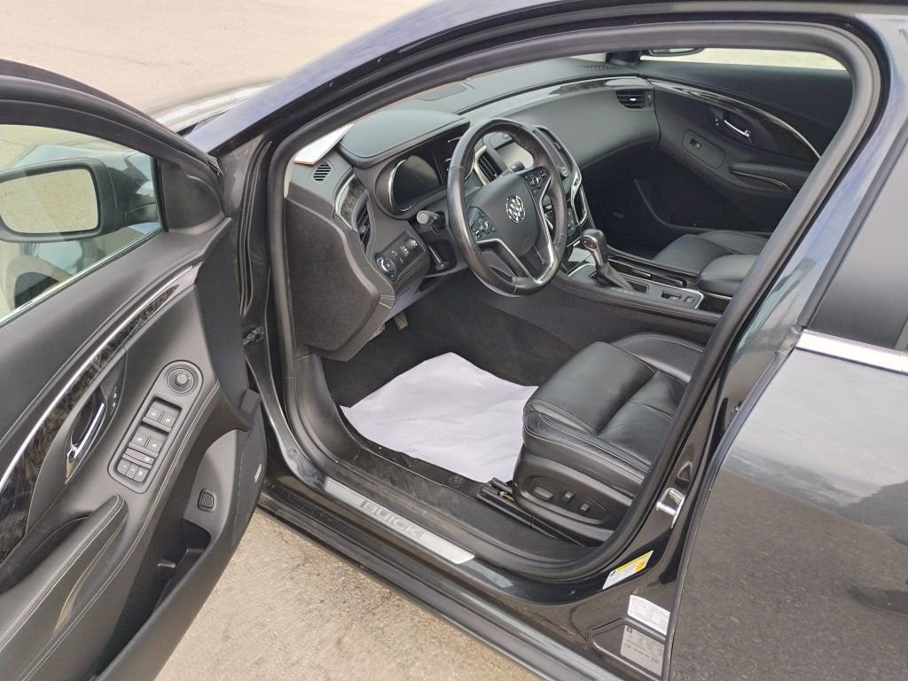Used 2016 Buick LaCrosse Leather image 25
