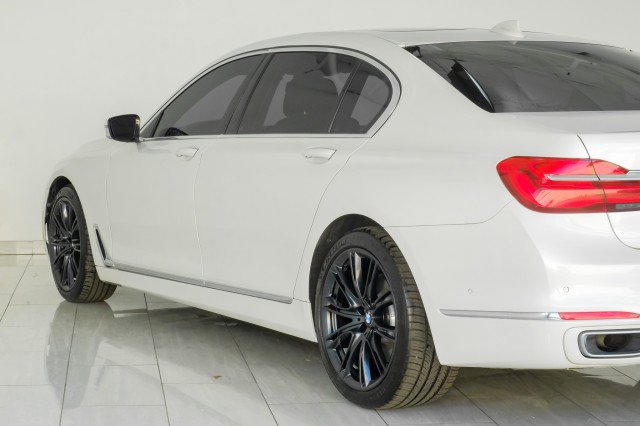 Used 2019 BMW 740i w/ Executive Package RWD image 68