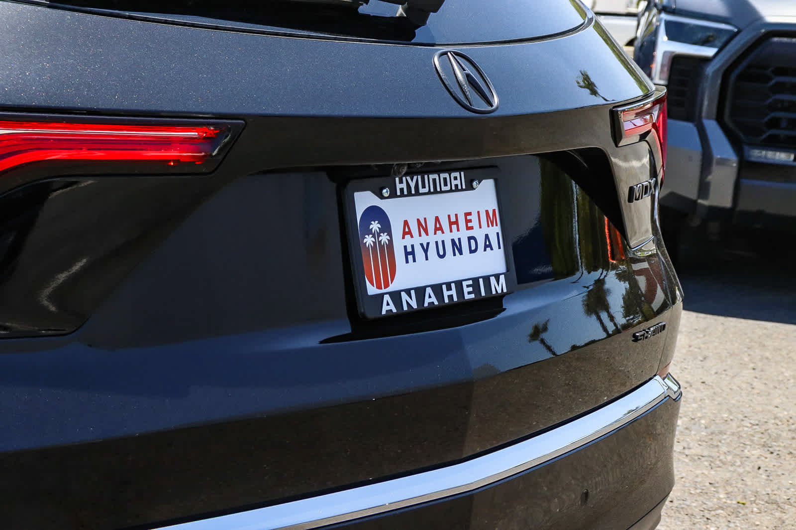 Used 2023 Acura MDX SH-AWD w/ Advance Package image 12