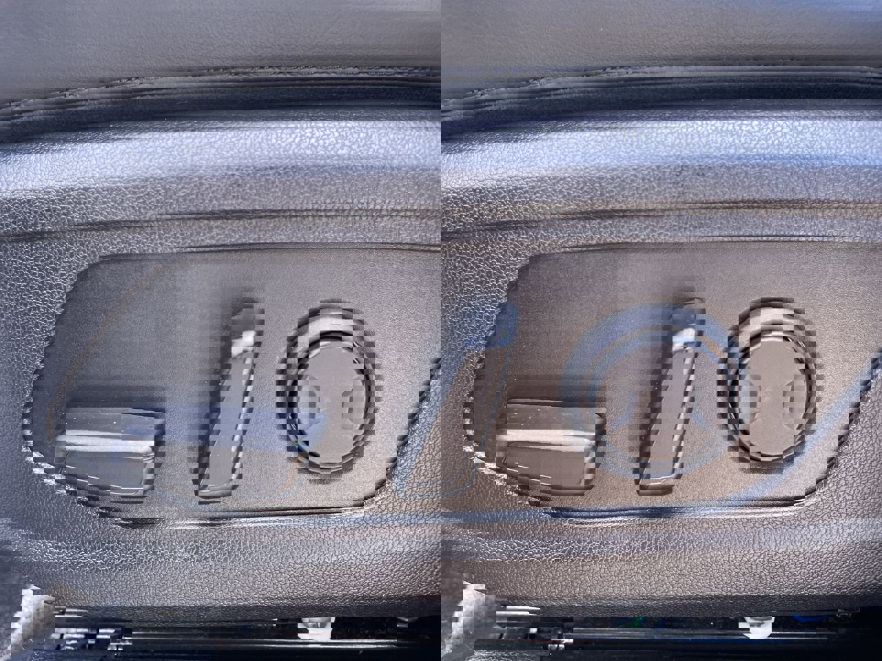 Certified 2024 Kia Sorento X-Line EX image 21