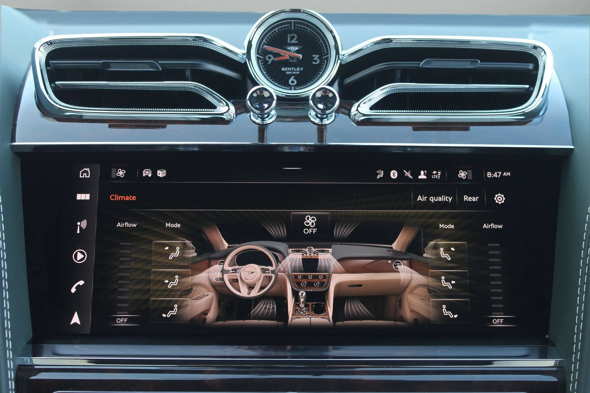 Certified 2024 Bentley Bentayga Extended Wheelbase AWD/4WD image 27