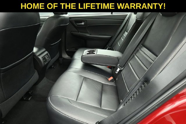 Used 2015 Toyota Camry XLE w/ Moonroof Package FWD image 31