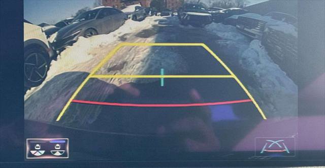 Used 2021 Lexus ES 300h w/ Premium Package image 25