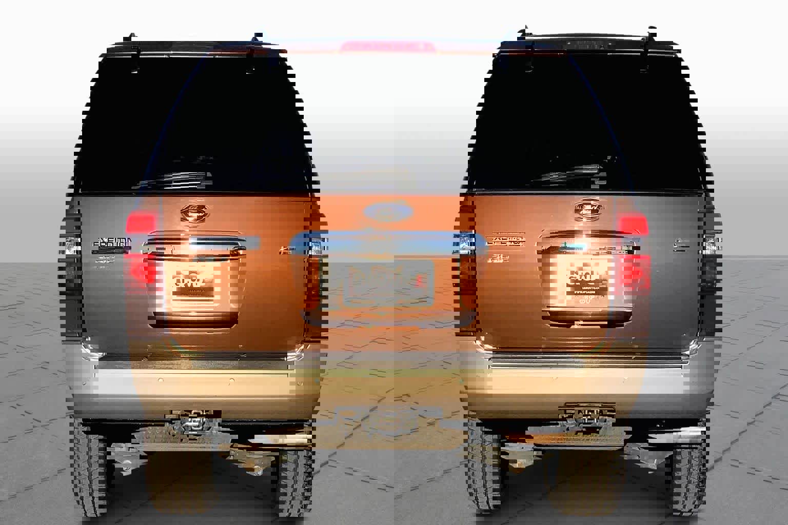 Used 2012 Ford Expedition EL XLT image 4