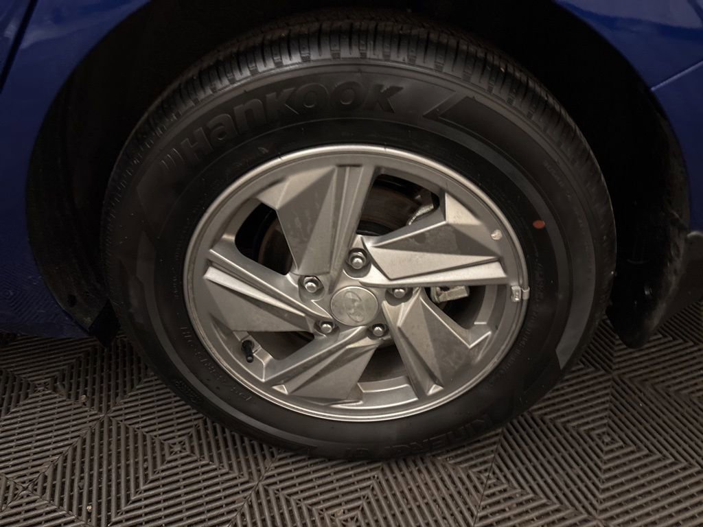 Certified 2026 Hyundai Elantra SE image 26