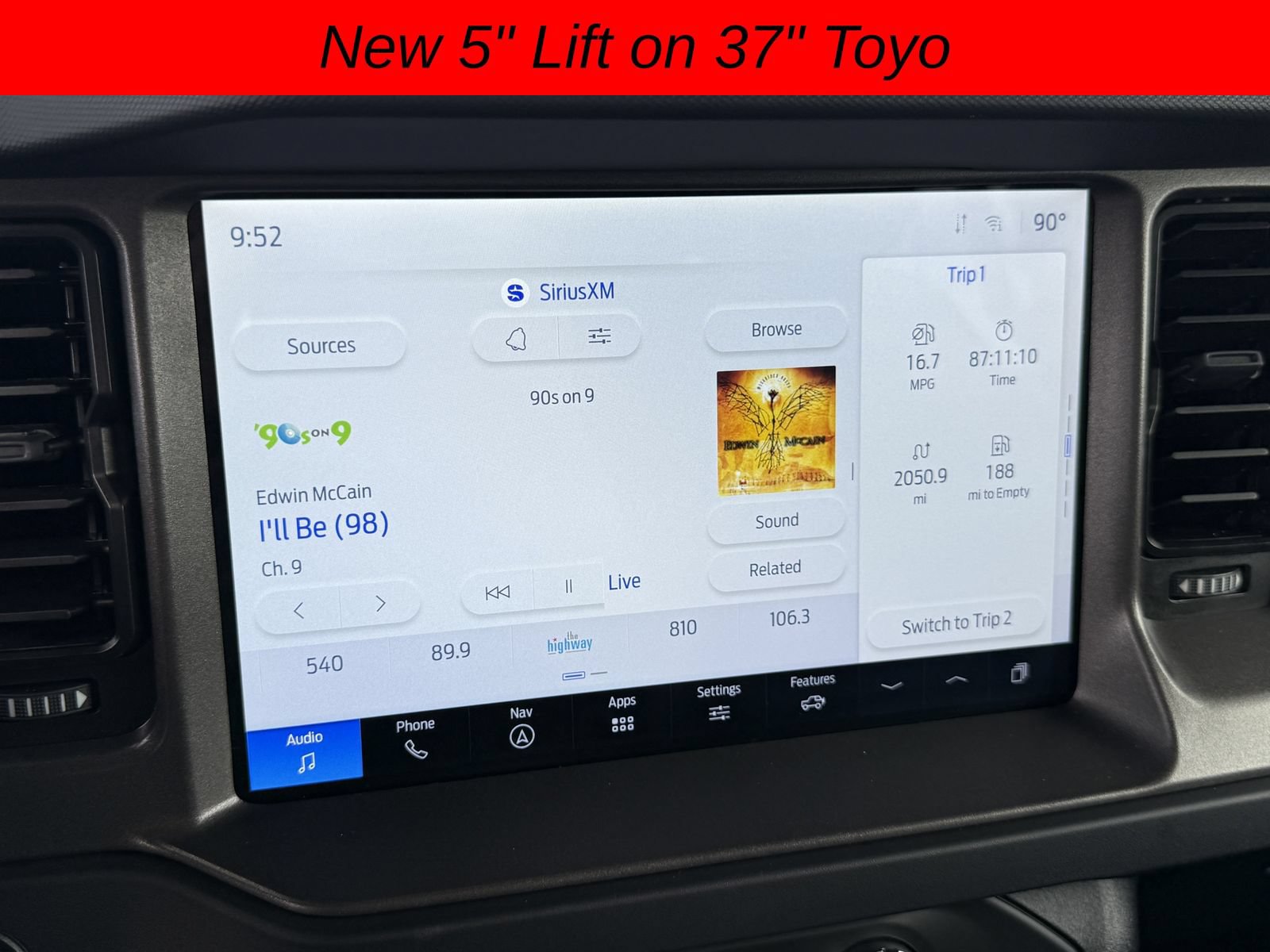 Used 2025 Ford Bronco Badlands AWD/4WD image 24
