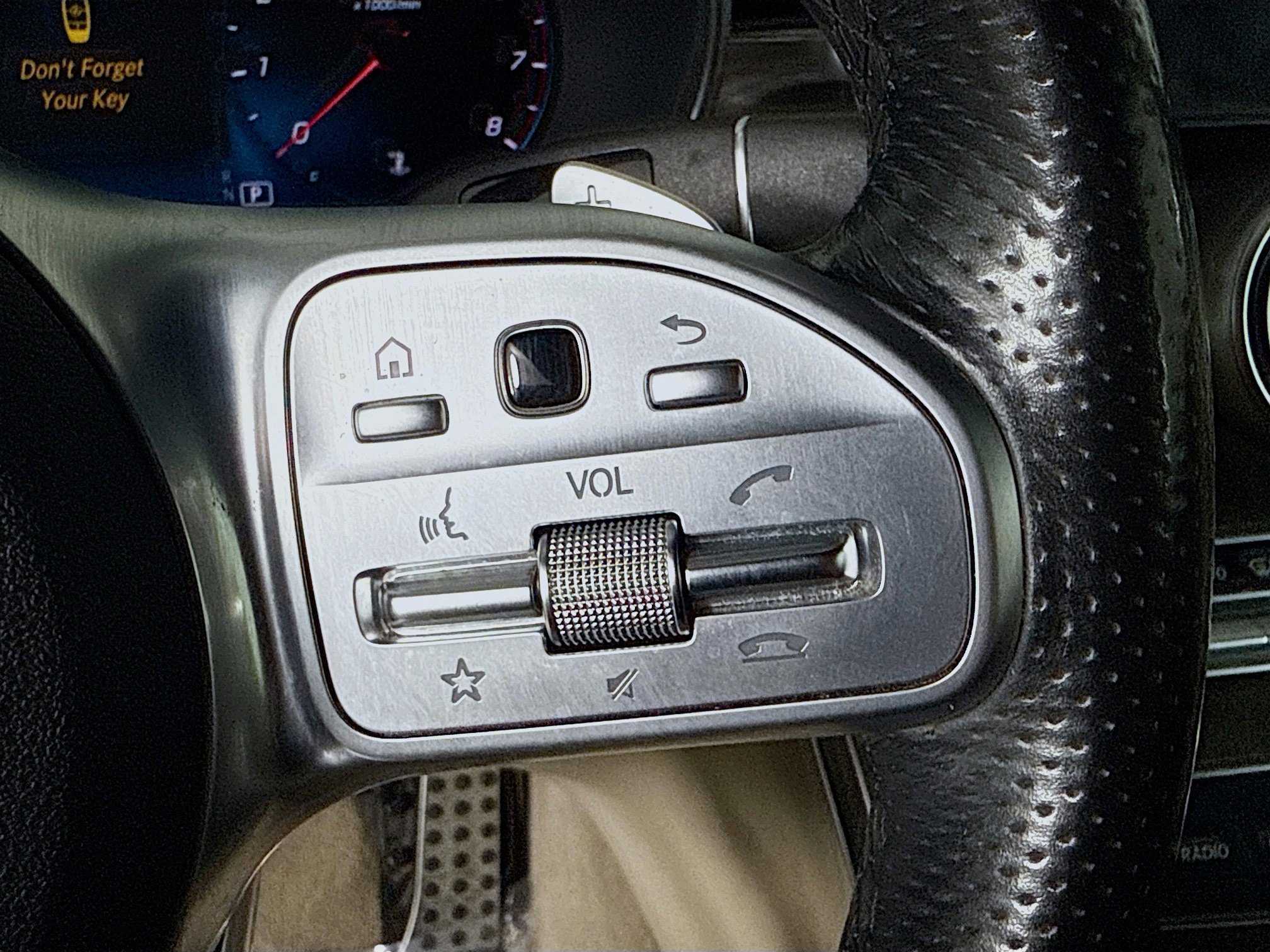 Used 2020 Mercedes-Benz C 300 Cabriolet w/ AMG Line image 15