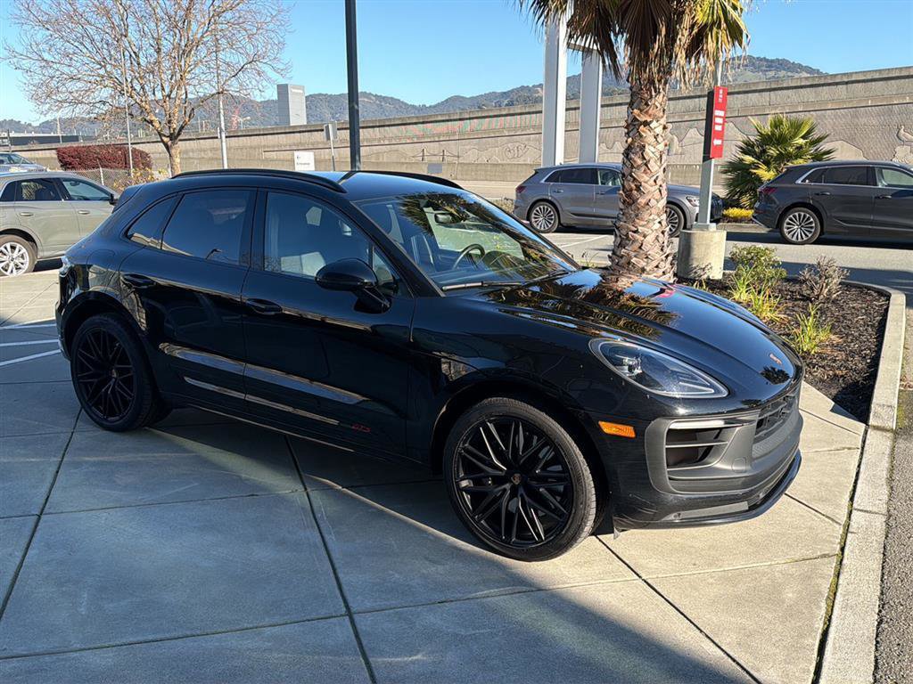 Used 2024 Porsche Macan GTS image 5