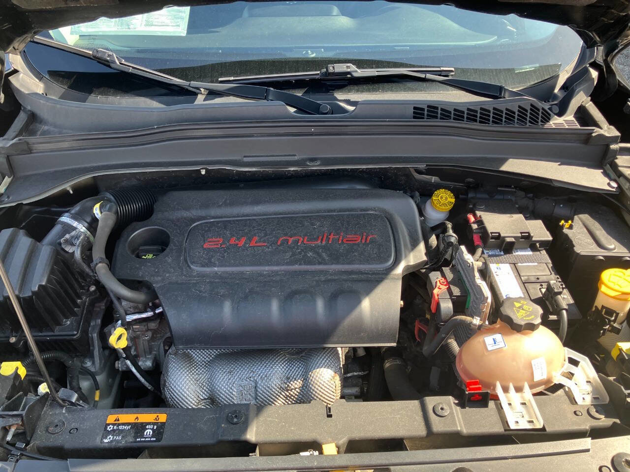 Used 2017 Jeep Renegade Sport w/ Power & Air Group image 23