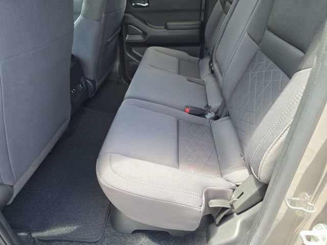 Certified 2025 Nissan Frontier SV w/ SV Convenience Package image 15