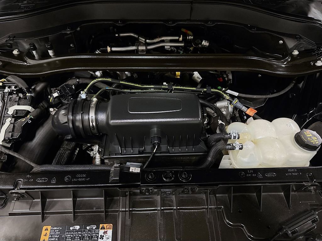 Used 2021 Ford Explorer Limited w/ Equipment Group 301A image 41