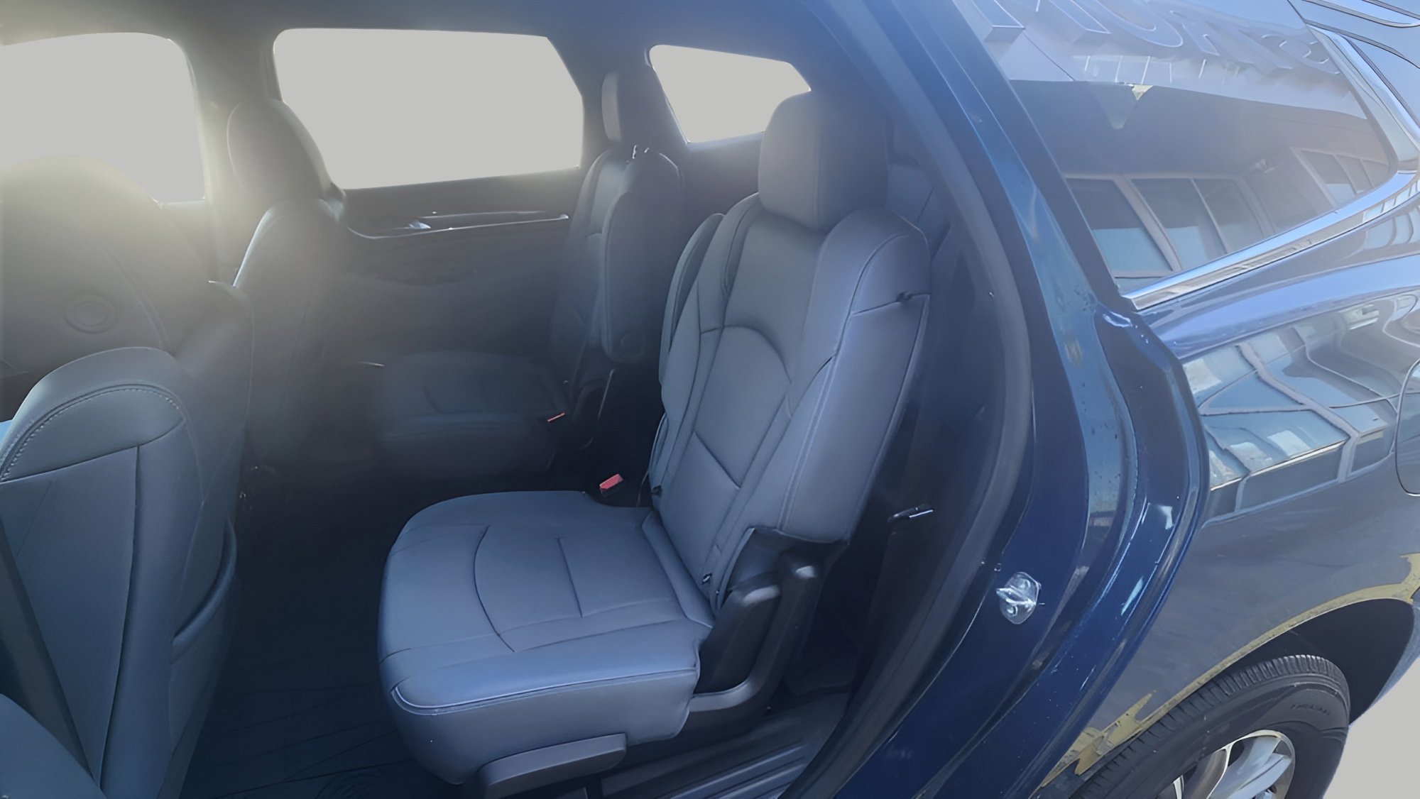 Used 2023 Buick Enclave Essence w/ Trailering Package, 5000 lbs. image 11