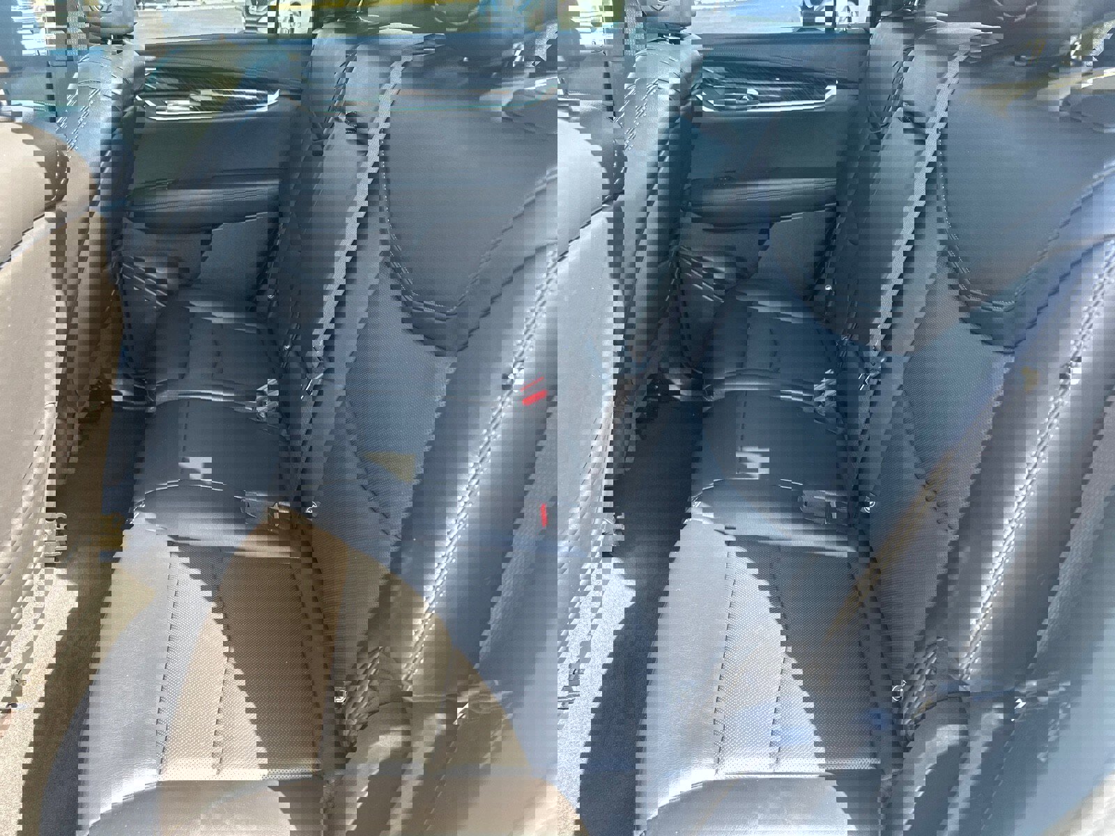 Used 2022 Cadillac XT6 Premium Luxury image 14