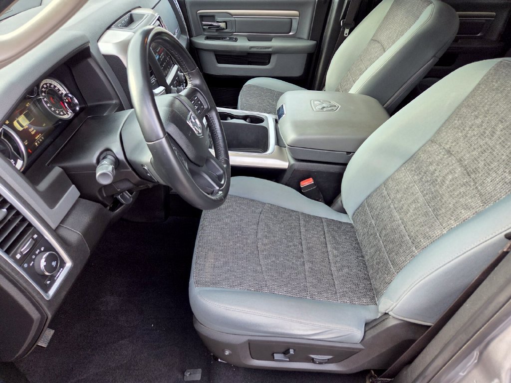 Used 2019 RAM 1500 Big Horn AWD/4WD image 13