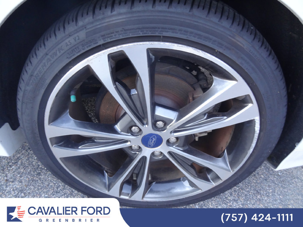Used 2017 Ford Fusion Titanium FWD image 16