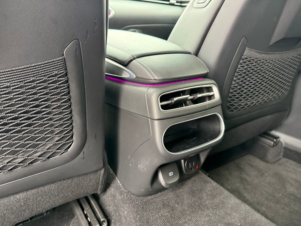 Used 2025 Genesis GV70 3.5T Sport w/ Sport Advanced Package image 24