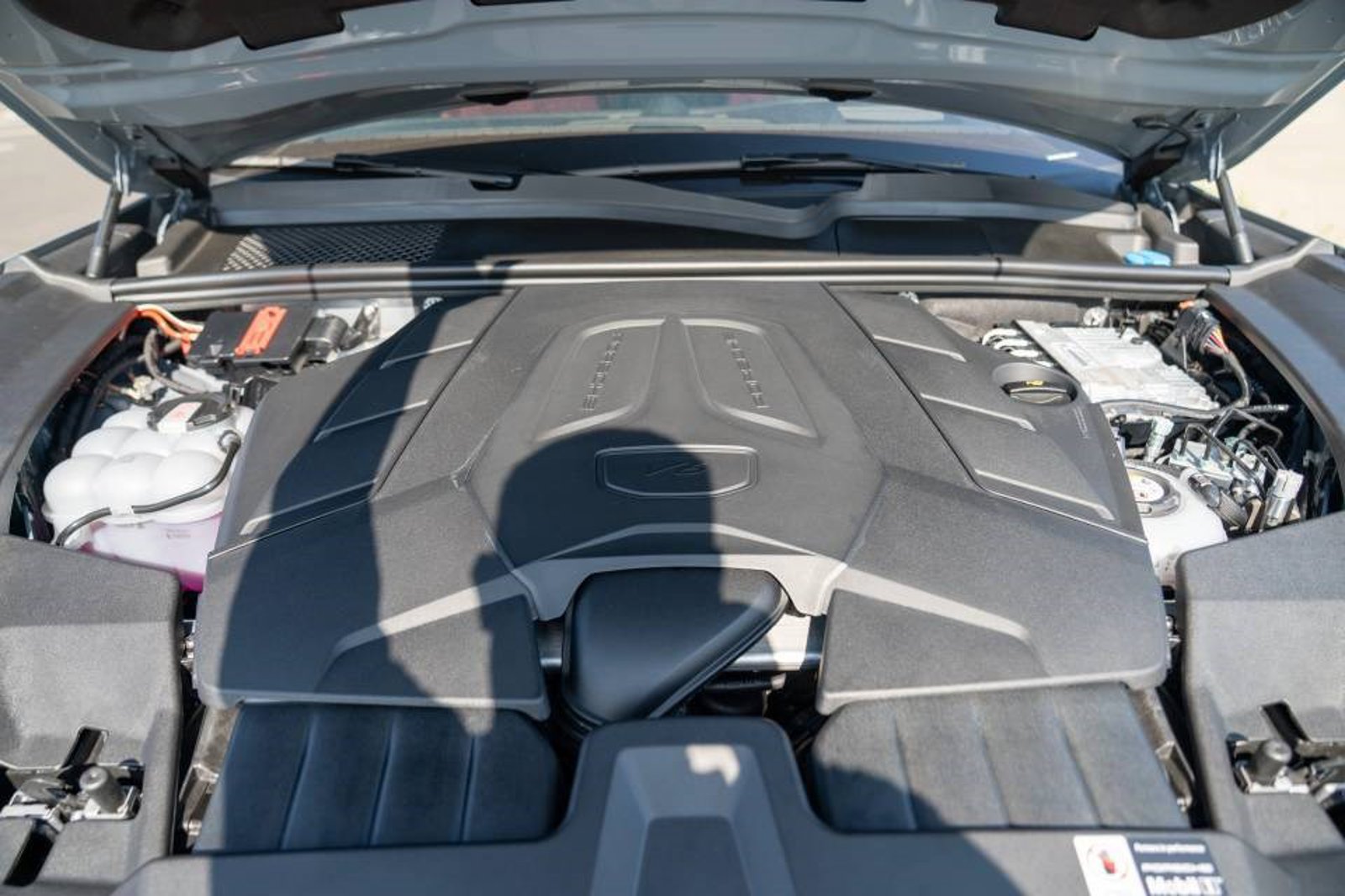 New 2026 Porsche Cayenne E-Hybrid AWD/4WD image 28