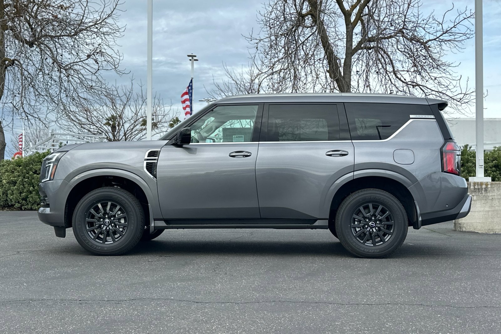 New 2026 Nissan Armada SV image 7