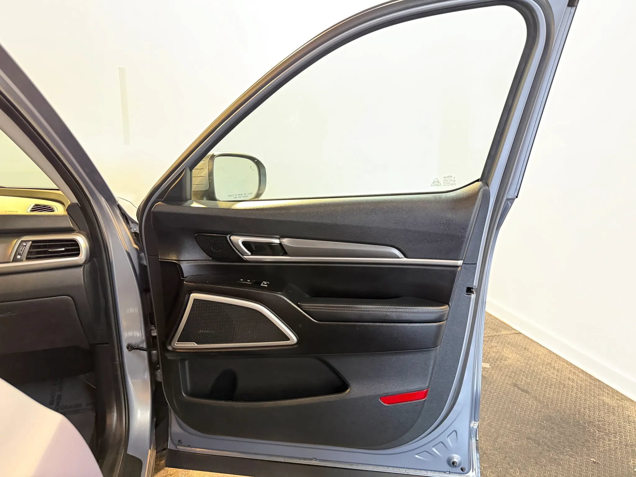 Used 2020 Kia Telluride LX AWD/4WD image 27