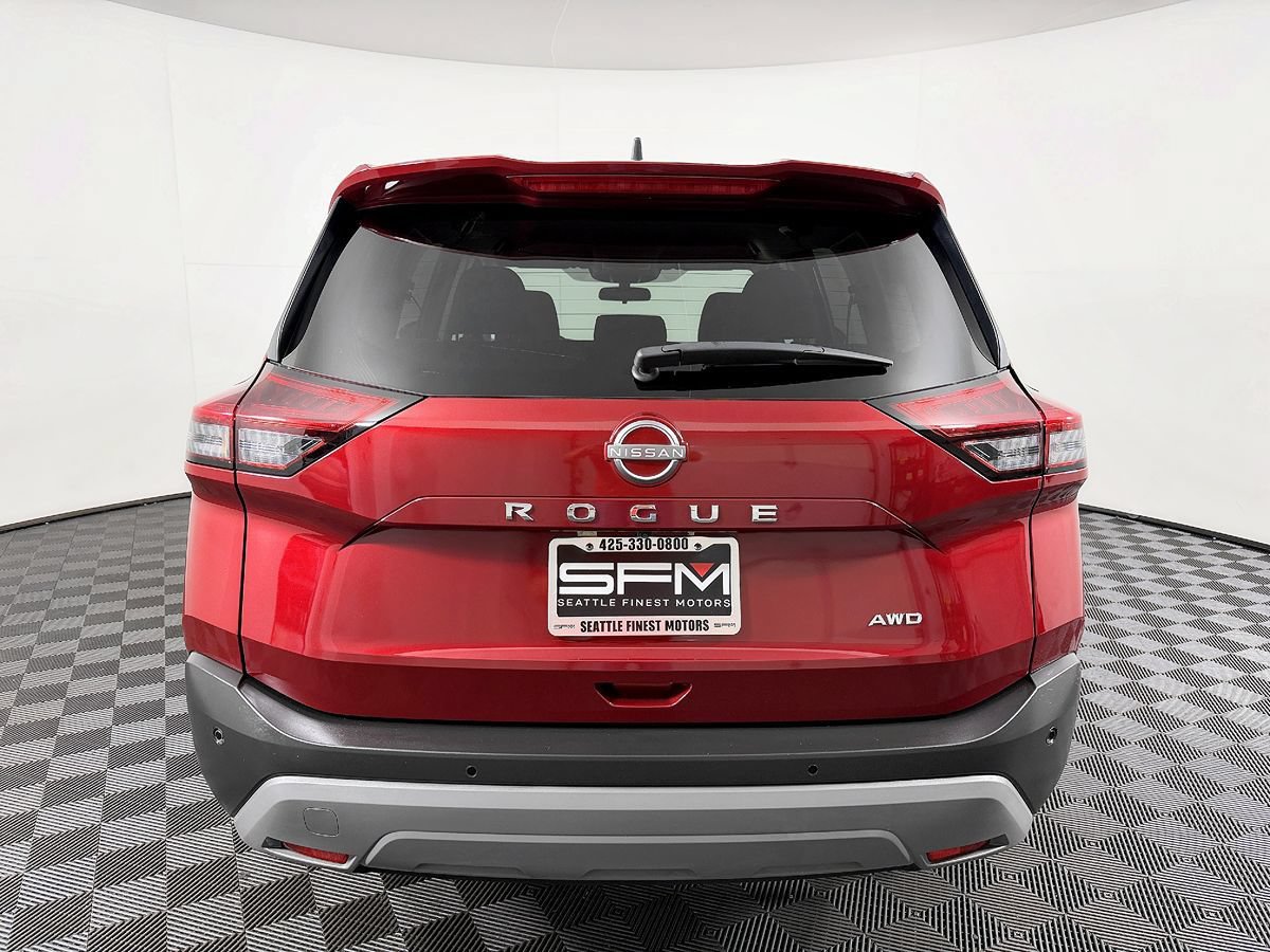 Used 2023 Nissan Rogue S AWD/4WD image 10