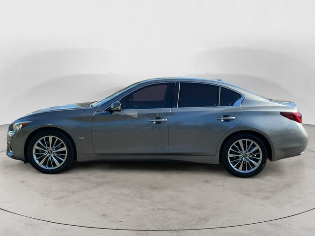 Used 2019 INFINITI Q50 Luxe w/ Essential Package (3.0T Luxe) AWD/4WD image 8