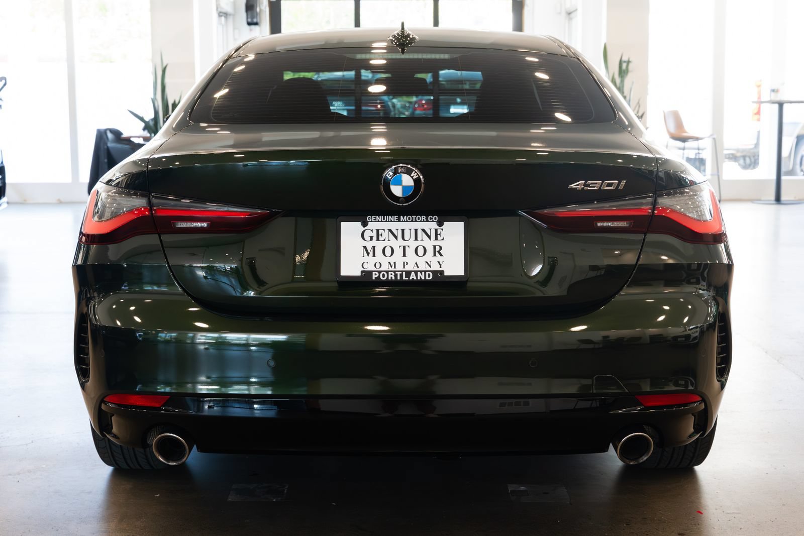 Used 2022 BMW 430i Coupe w/ Convenience Package RWD image 5