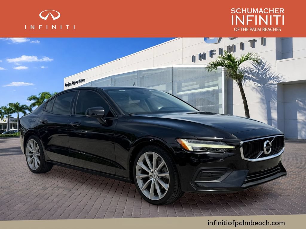Used 2020 Volvo S60 T5 Momentum FWD image 1