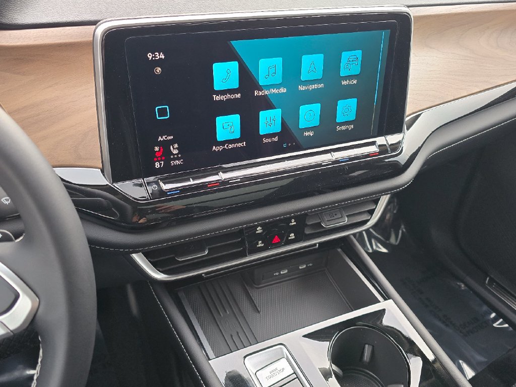 New 2026 Volkswagen Atlas SE FWD image 16