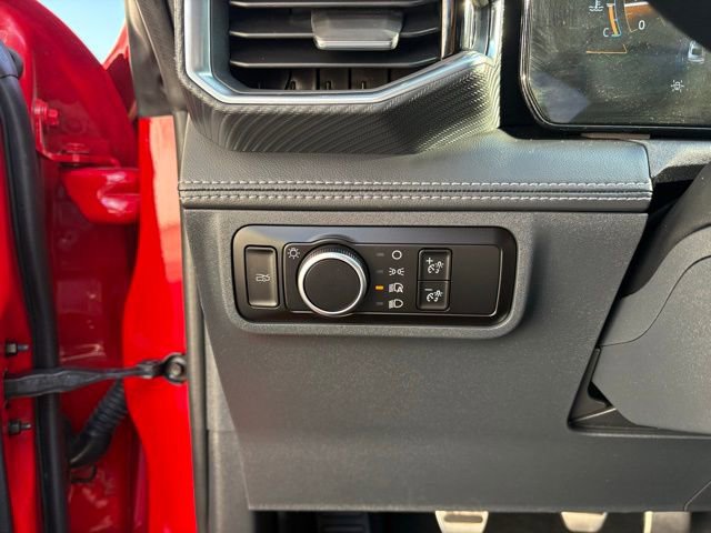 Used 2025 Ford Mustang GT Premium image 24