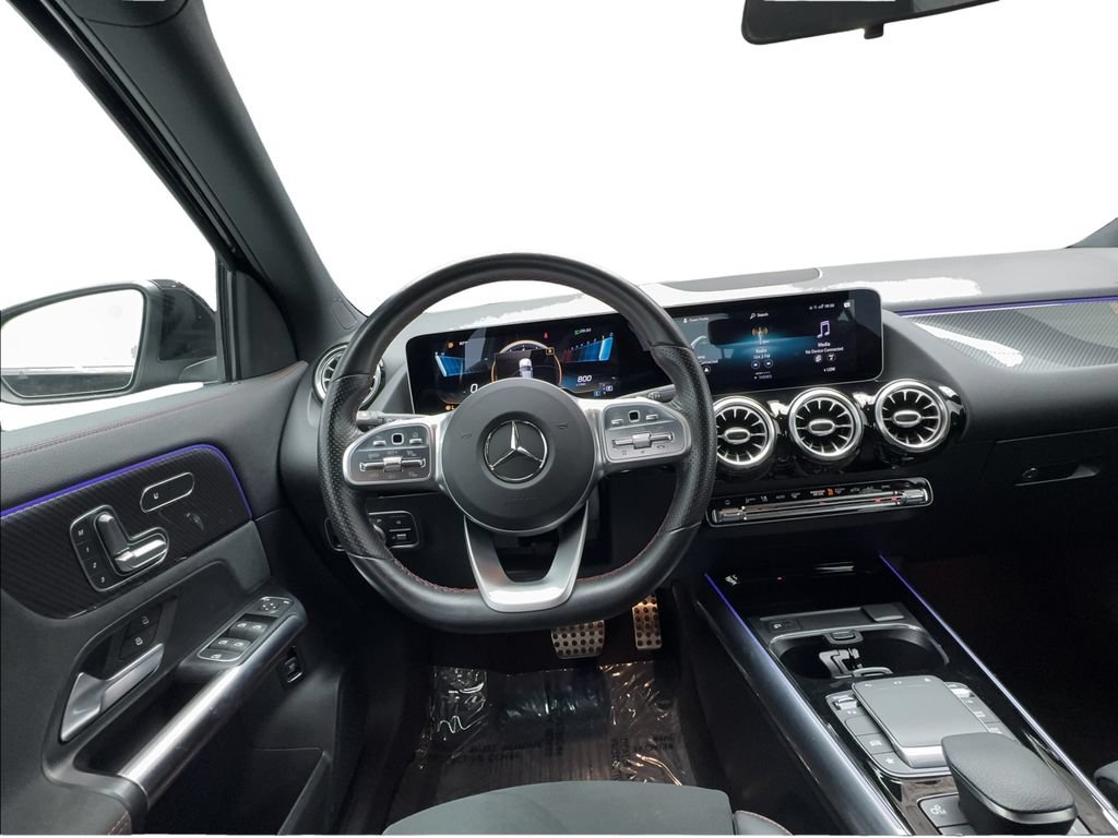 Used 2021 Mercedes-Benz GLA 35 AMG 4MATIC image 35