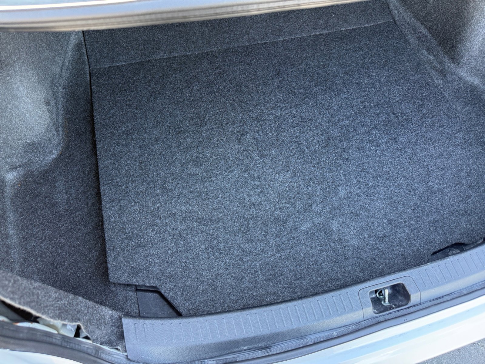 Used 2025 Toyota Corolla LE image 19