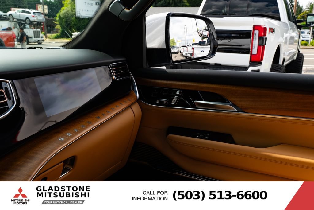Used 2022 Jeep Grand Wagoneer Series III w/ Rear Seat Video Group 1 AWD/4WD image 20