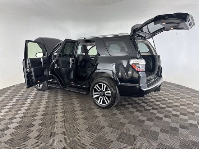 Used 2024 Toyota 4Runner Limited image 19
