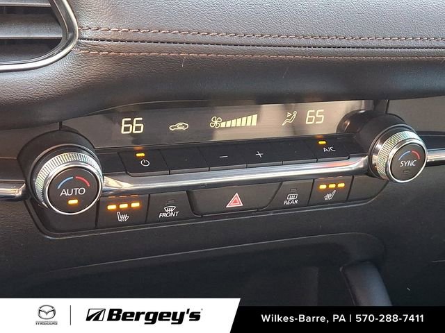 Used 2022 MAZDA MAZDA3 s AWD/4WD image 19