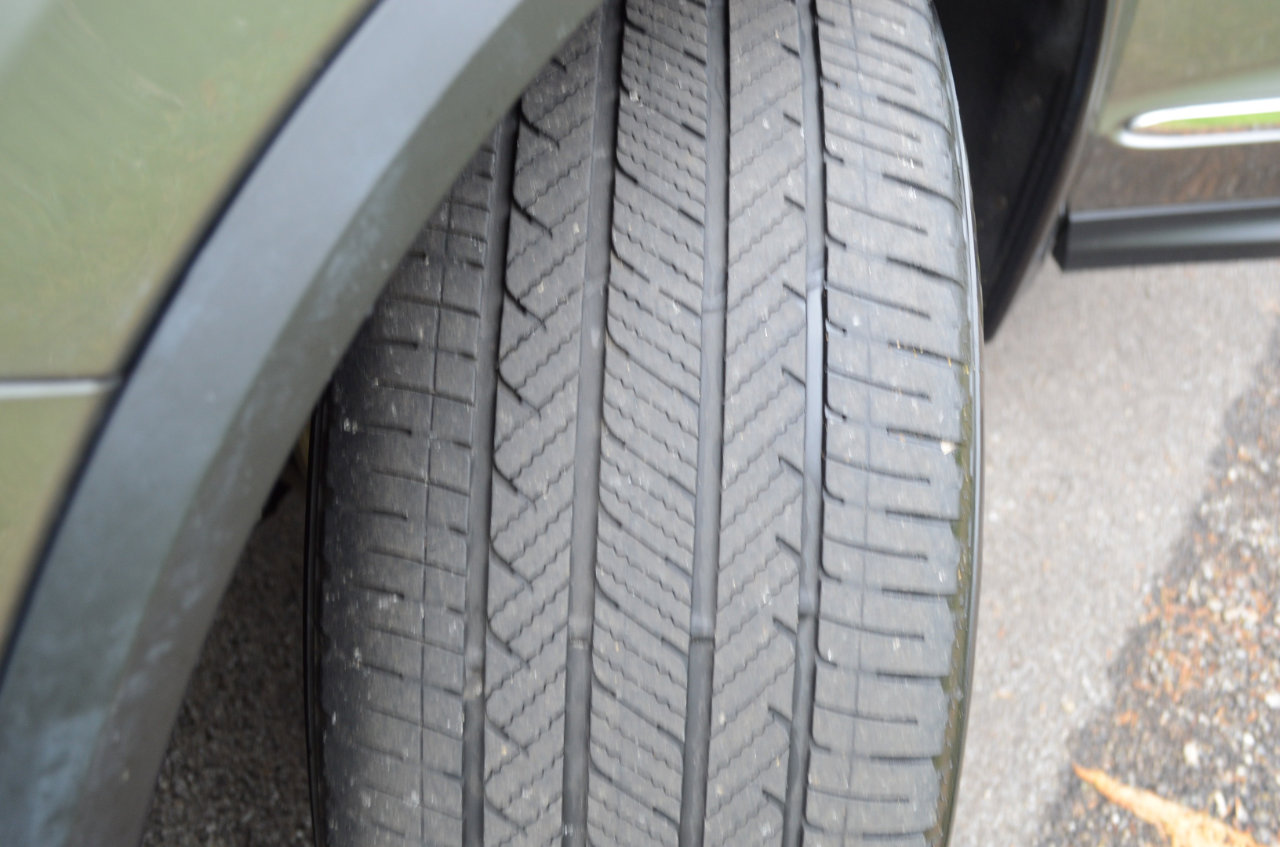 Used 2023 Acura MDX SH-AWD w/ Technology Package image 36