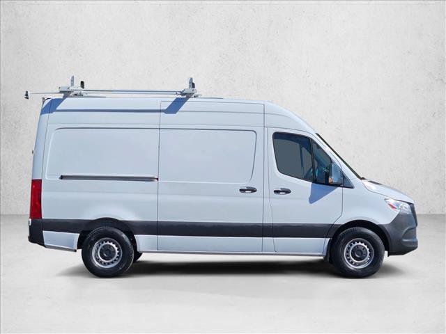 Used 2023 Mercedes-Benz Sprinter 2500 image 4