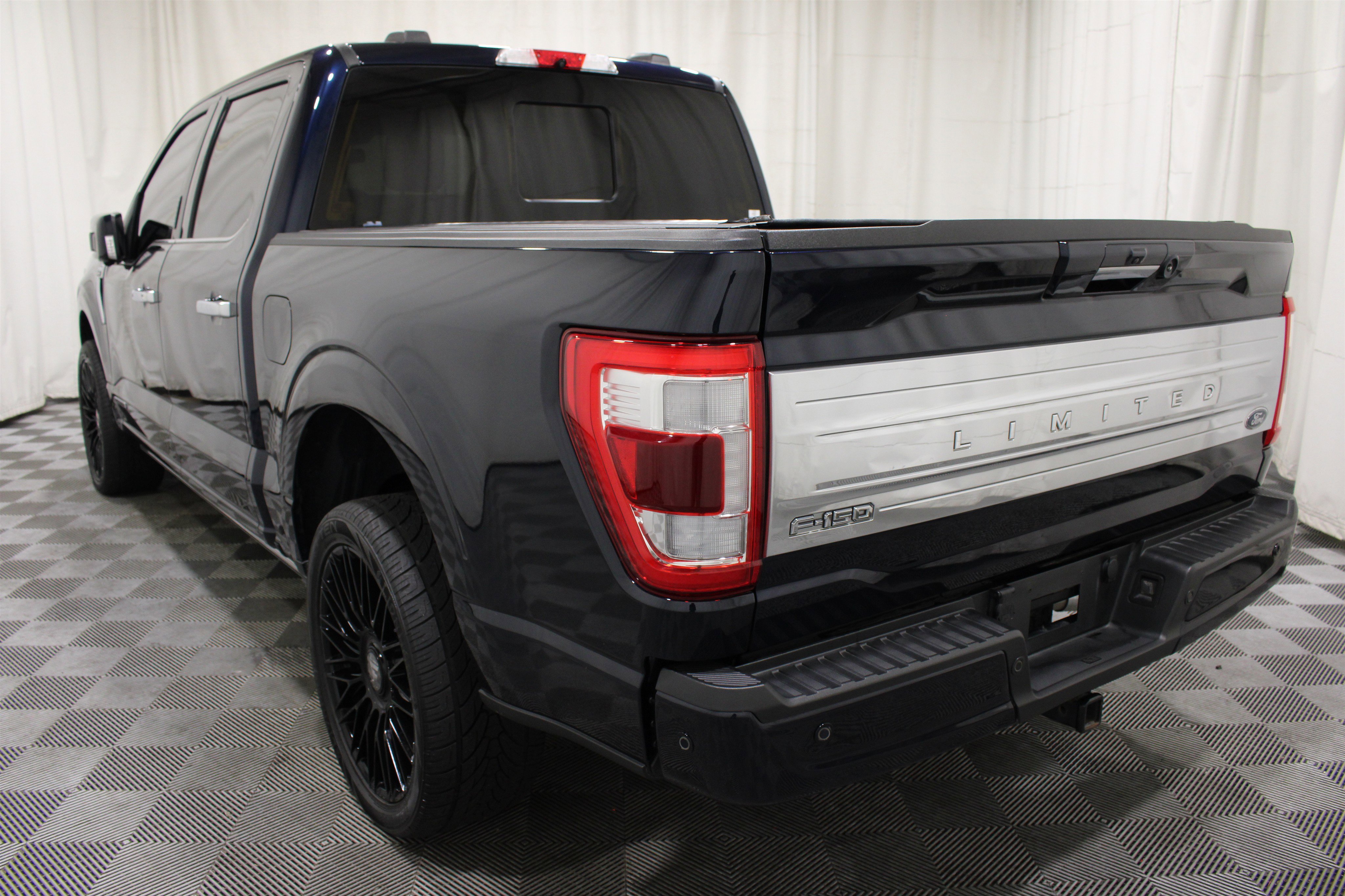 Used 2022 Ford F150 Limited AWD/4WD image 34