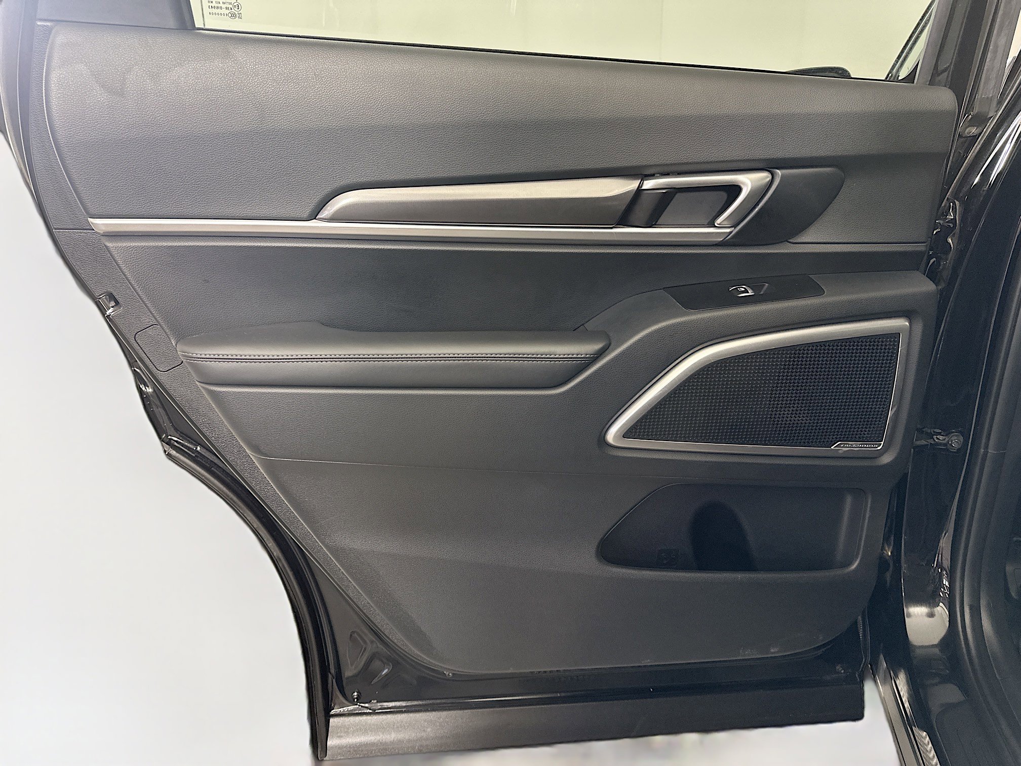 Used 2025 Kia Telluride S AWD/4WD image 28