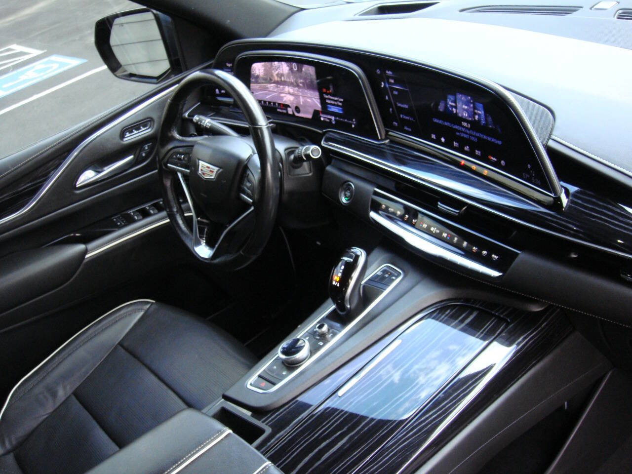 Used 2021 Cadillac Escalade Sport w/ Driver Assist Tech Package image 18