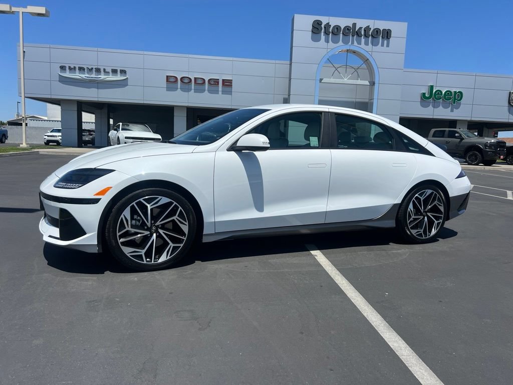 Used 2024 Hyundai Ioniq 6 SEL RWD image 1