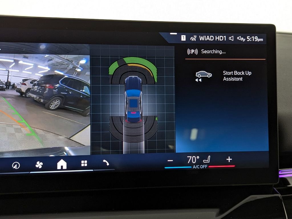 Used 2025 BMW 530i xDrive image 23