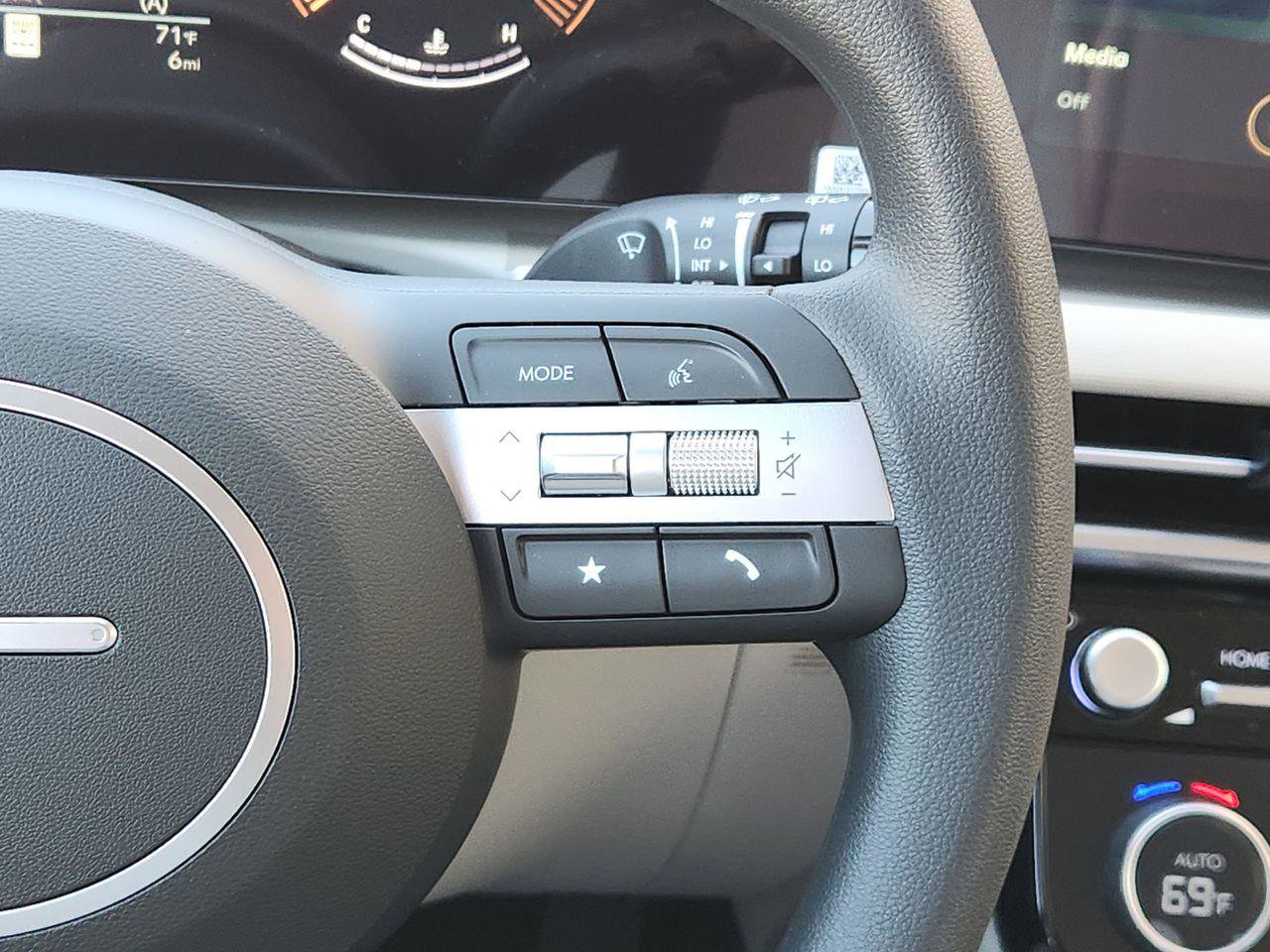 New 2026 Hyundai Tucson SEL FWD image 27