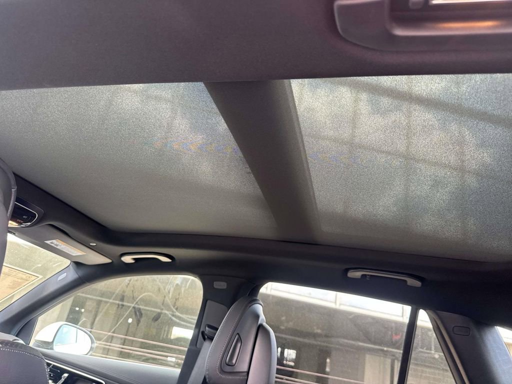 New 2026 Mercedes-Benz GLC 300 image 8