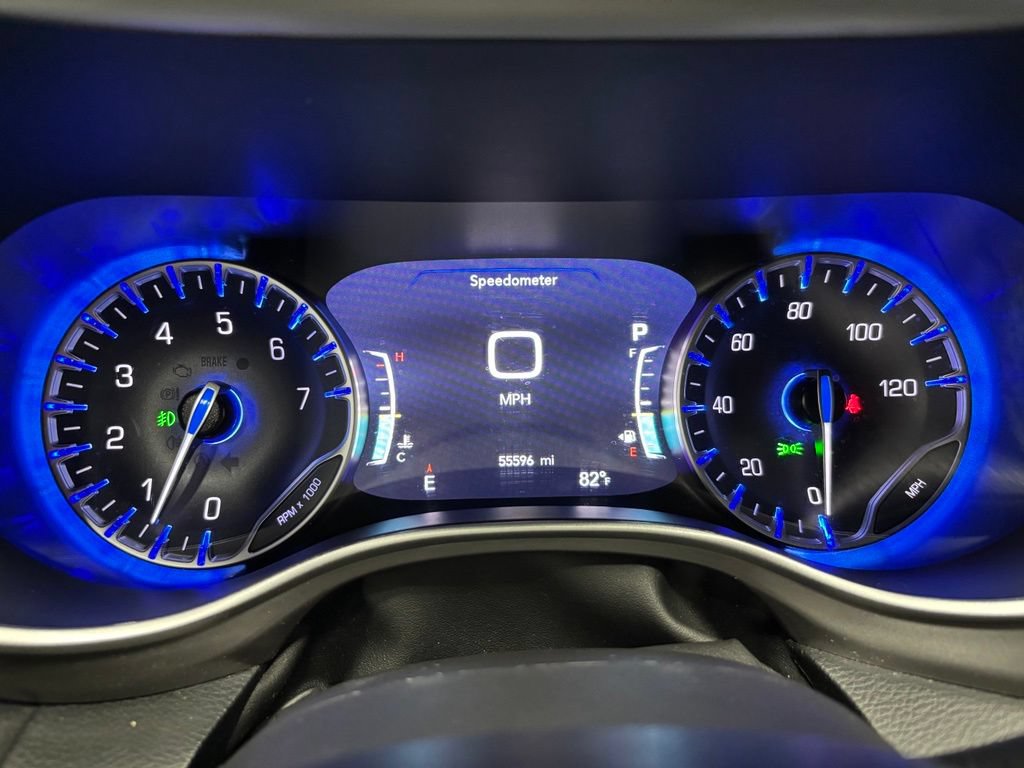 Used 2025 Chrysler Pacifica Select FWD image 22